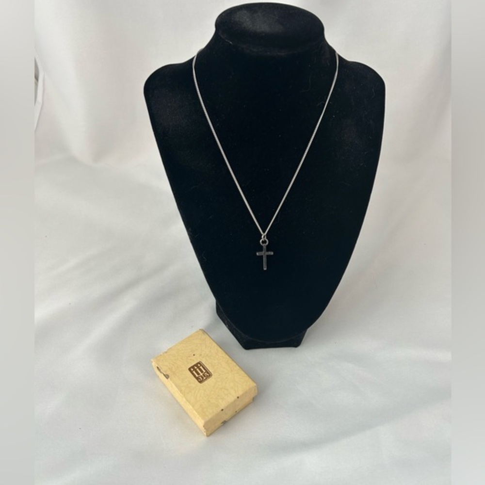 Authentic Rare Retired James Avery 1970’s Cross Only is James Avery